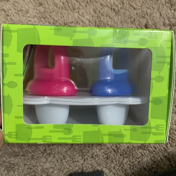 Teething Fruit Pop Maker - Picture 4 of 4